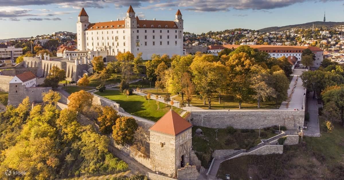 Từ Vienna: Tour Ngày Có Hướng Dẫn Đến Bratislava Với Các Lâu Đài & Điểm Đến Bí Mật - Klook Việt Nam