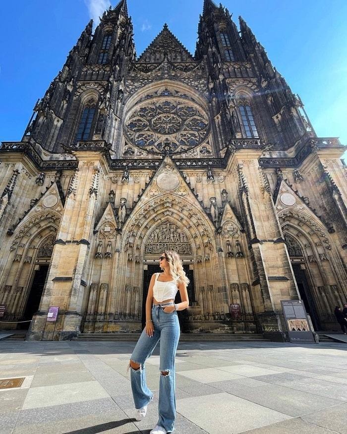 Nhà thờ St. Vitus Séc: công trình kiến trúc nổi bật và quan trọng ở CH Séc